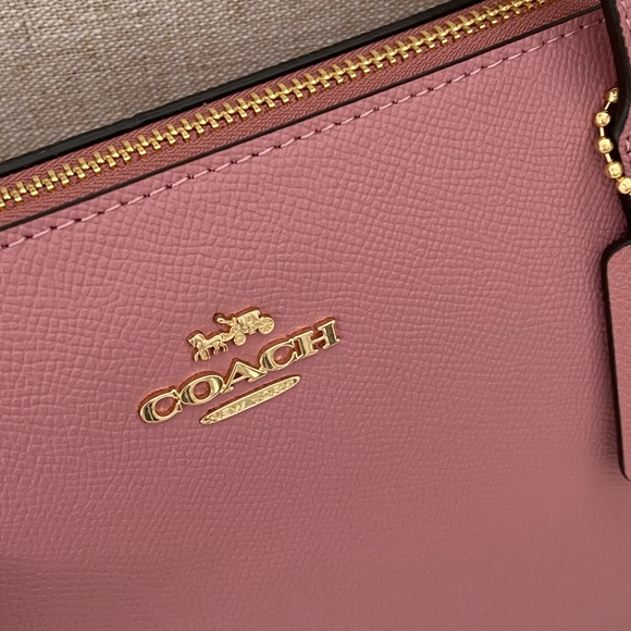 COPY - 🆕 COACH | Pink Purse Tote - Picture 11 of 15
